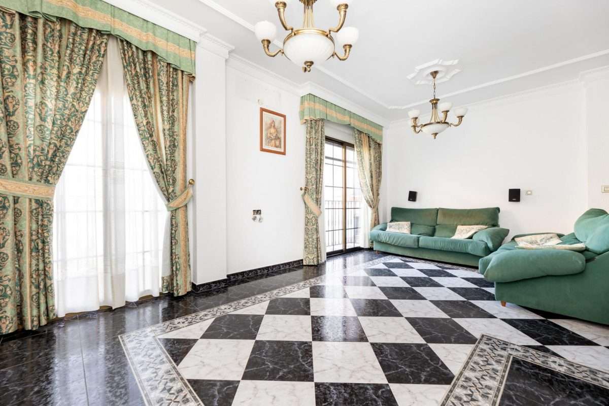 Piso en venta en GRANADA