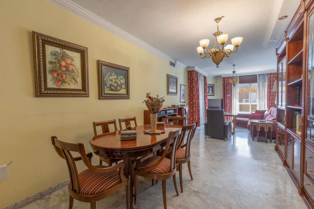 Piso en venta en GRANADA