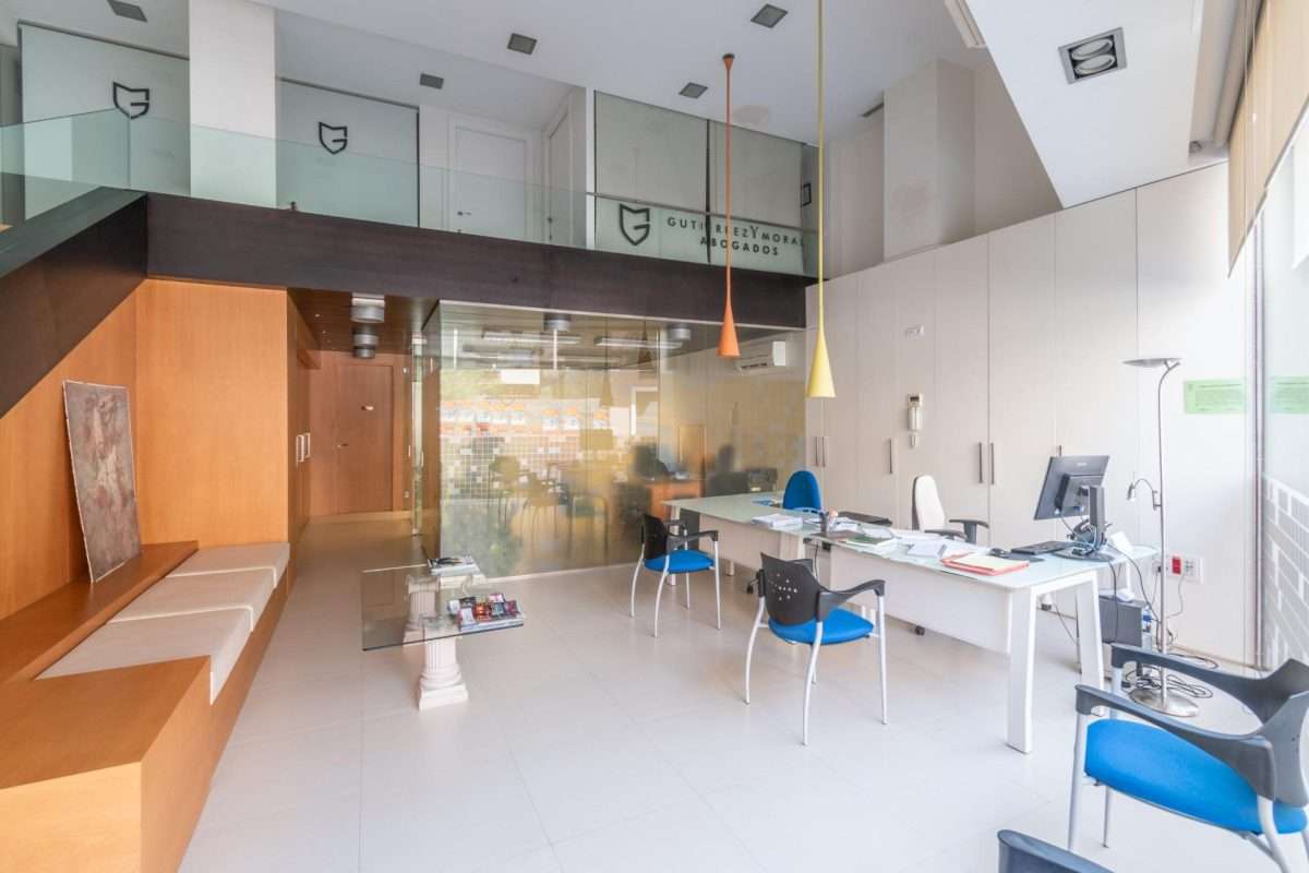 Local comercial en venta en GRANADA
