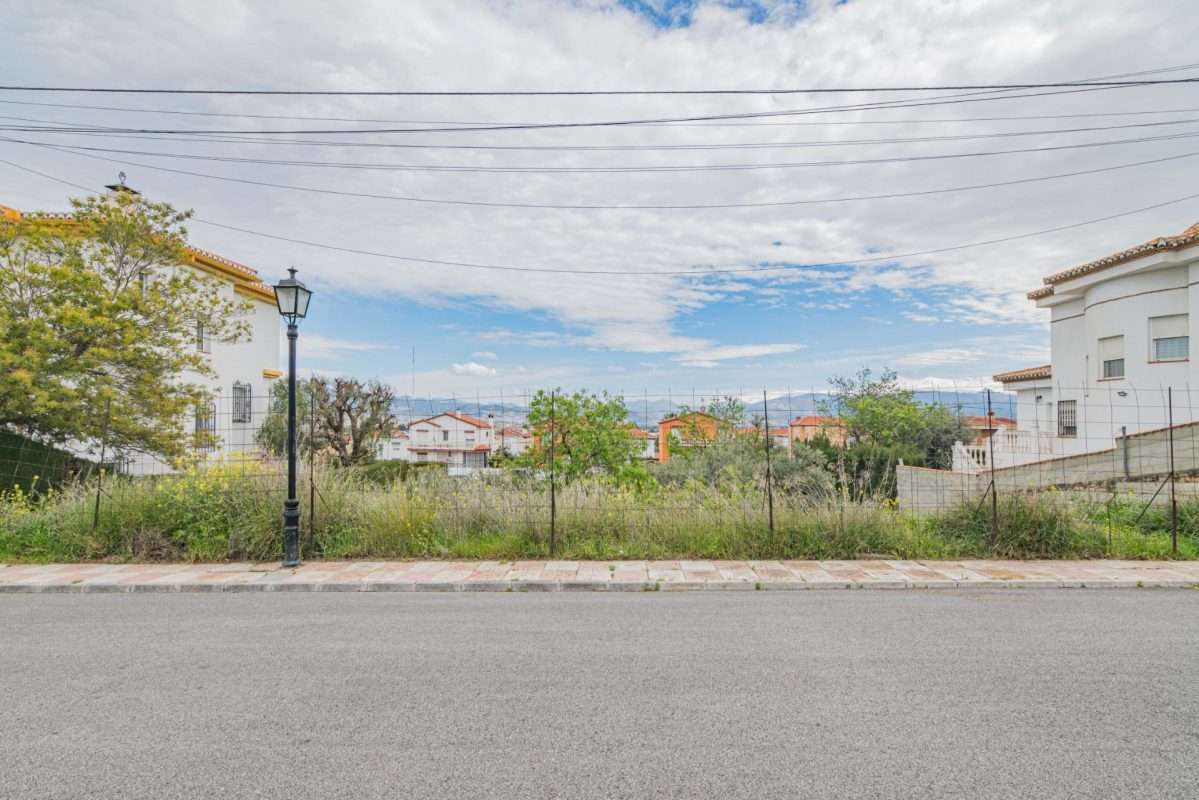 Solar en venta en GRANADA, Cullar Vega, Referencia: DH04606 Solar en venta en GRANADA