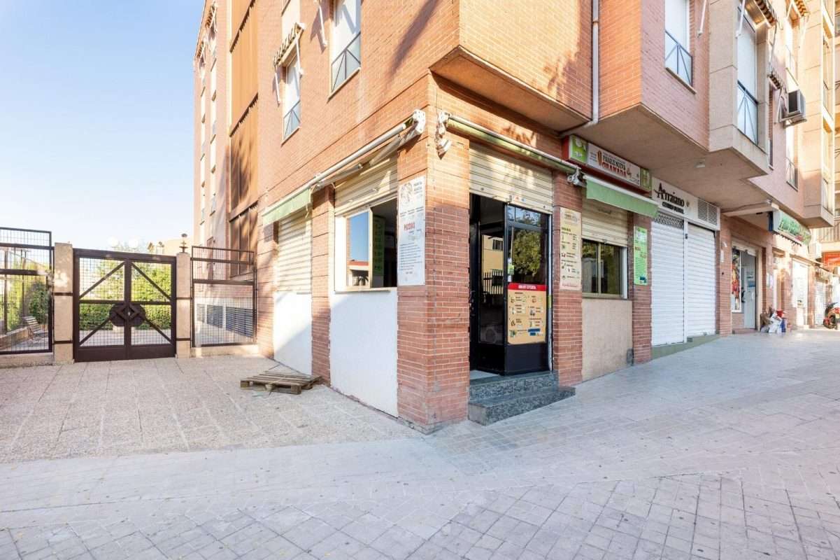 Local comercial en venta en GRANADA