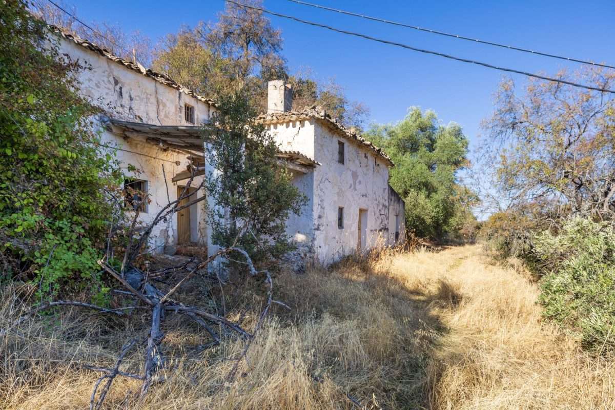 Cortijo en venta en GRANADA