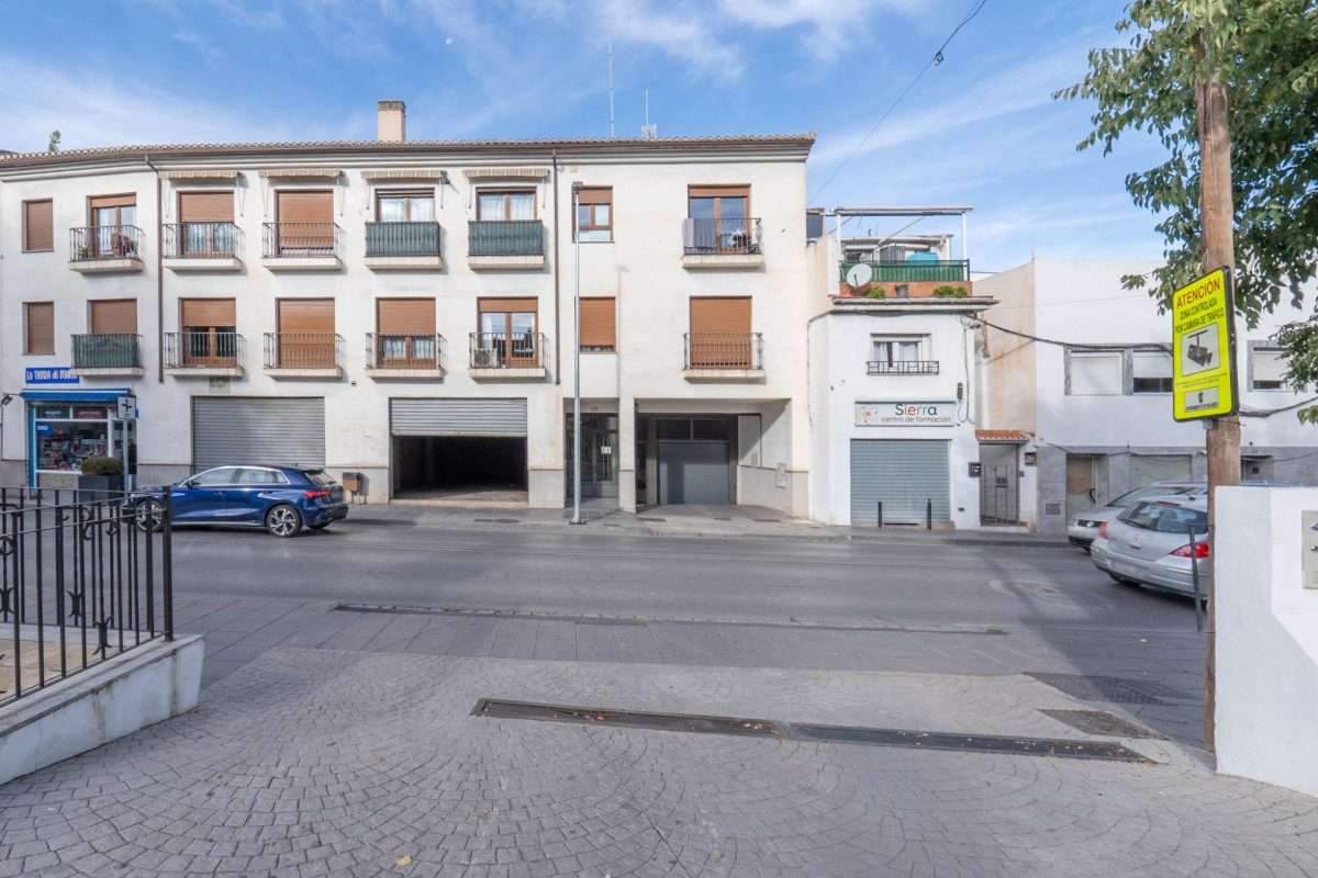 Local comercial en venta en GRANADA