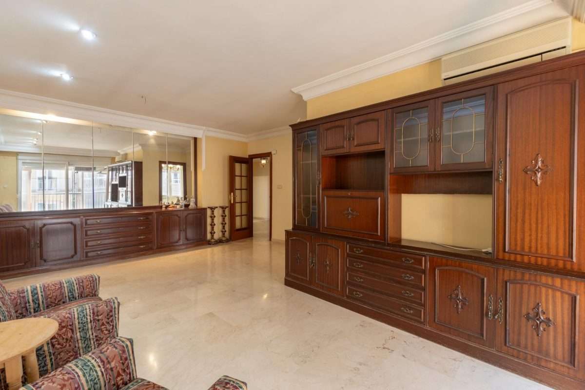 Piso en venta en GRANADA, Granada, Referencia: YSAMPEDROANTONIO/7994 Piso en venta en GRANADA