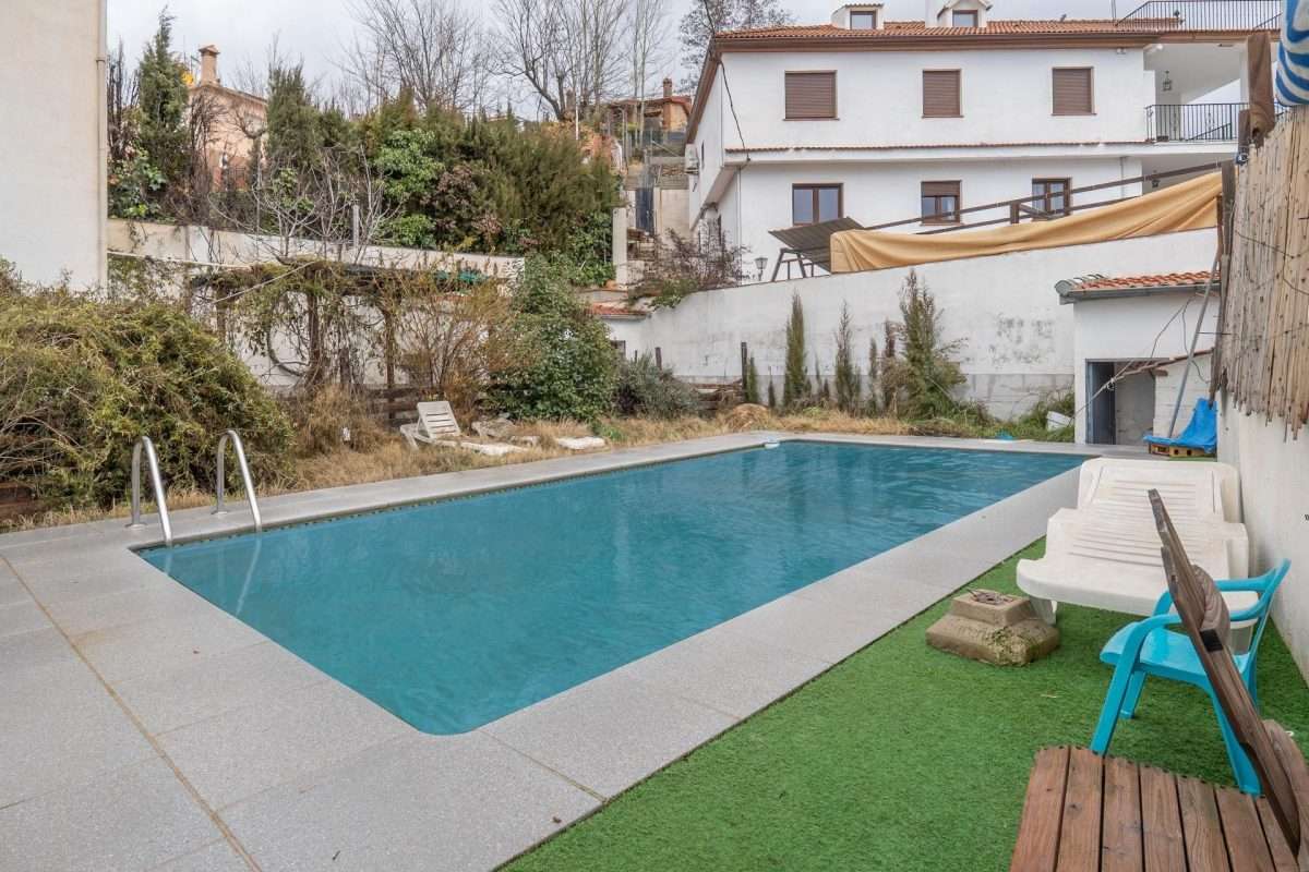 Chalet en venta en GRANADA