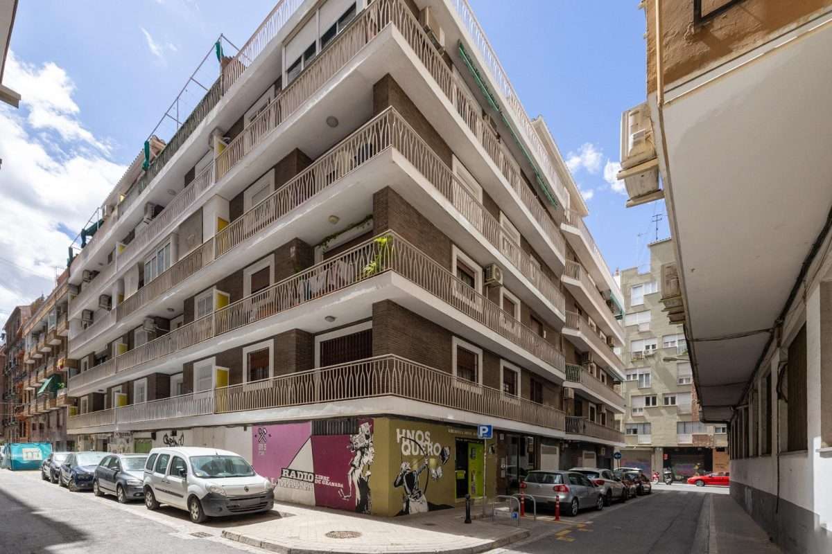 Piso en venta en GRANADA