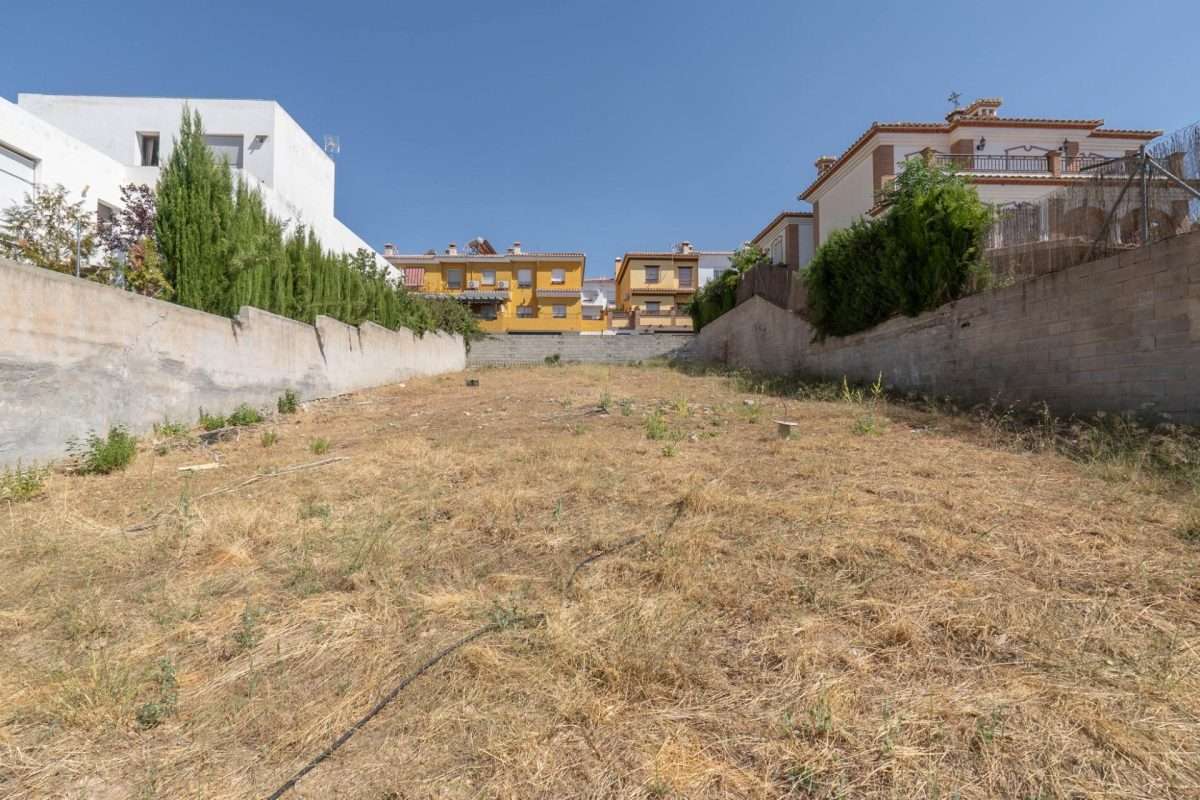 Terreno urbano en venta en GRANADA