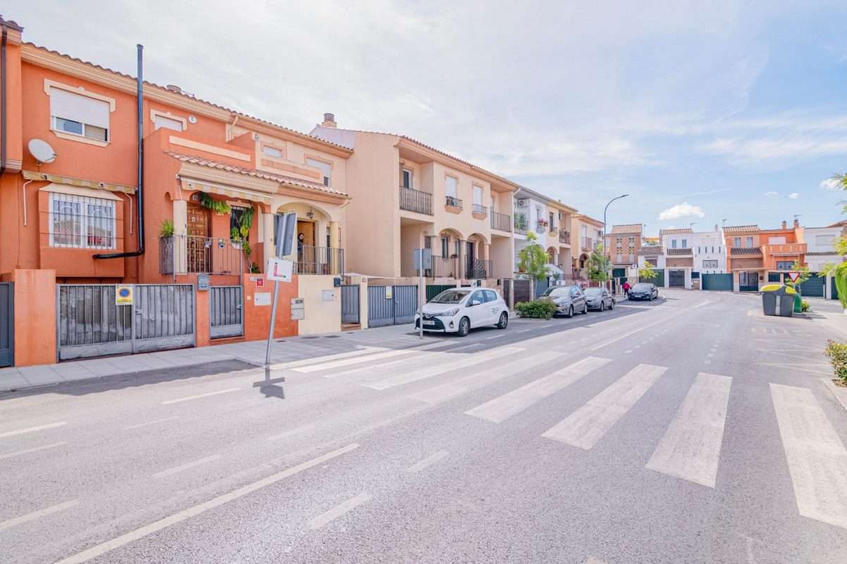 Adosado en venta en GRANADA