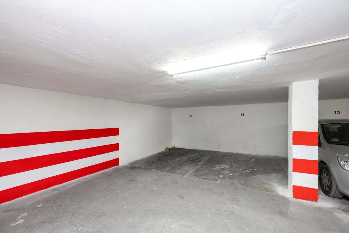 Garaje en venta en GRANADA
