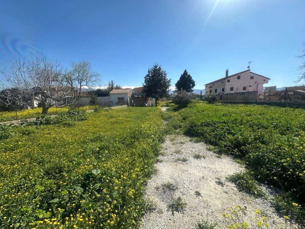 Terreno urbano en venta en GRANADA