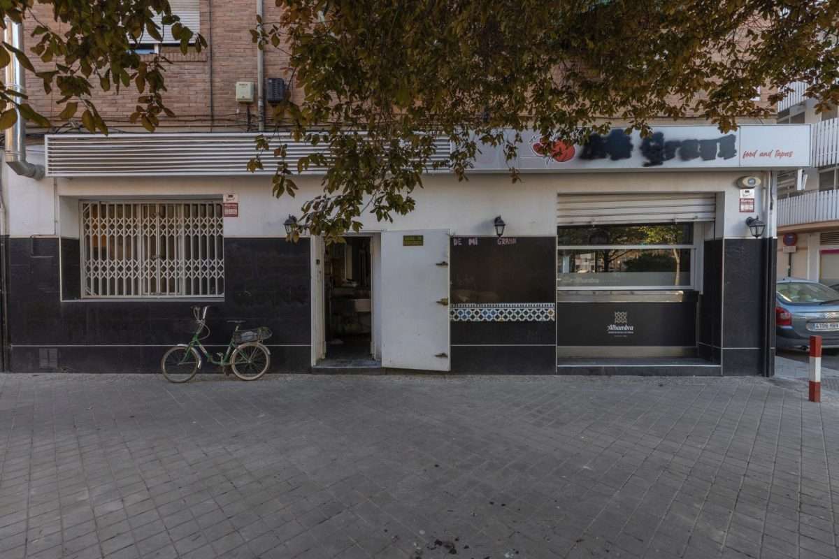 Local comercial en venta en GRANADA