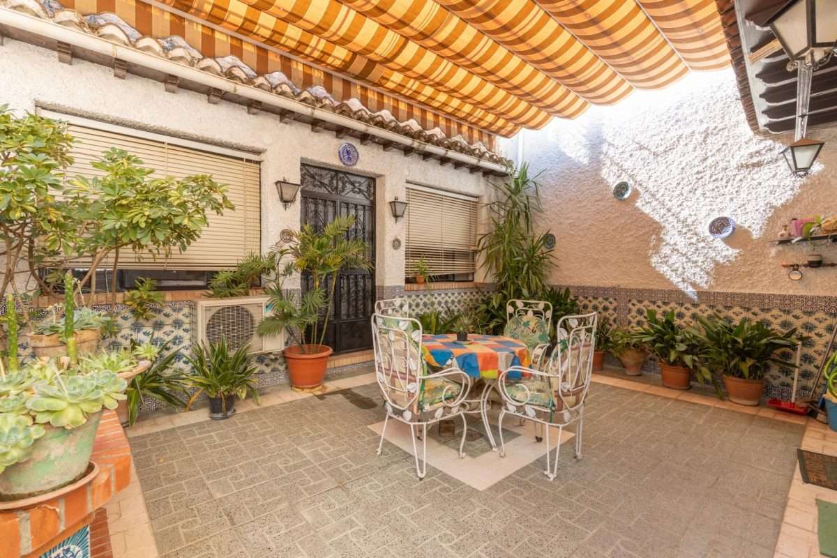 Casa en venta en GRANADA