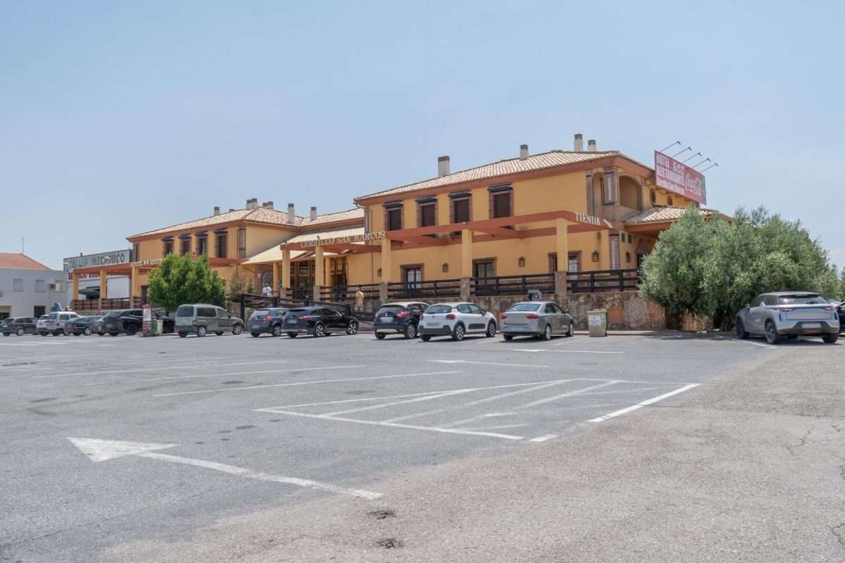 Hotel en venta en GRANADA, Diezma, Referencia: IN-1608/9309 Hotel en venta en GRANADA