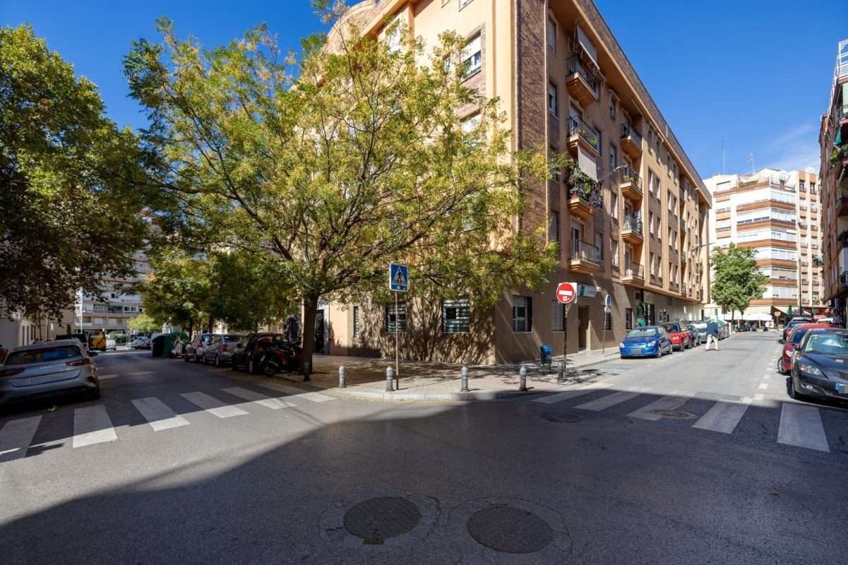 Piso en venta en GRANADA