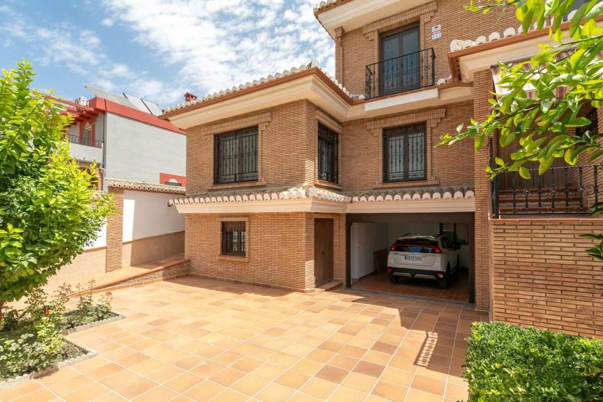 Pareado en venta en GRANADA
