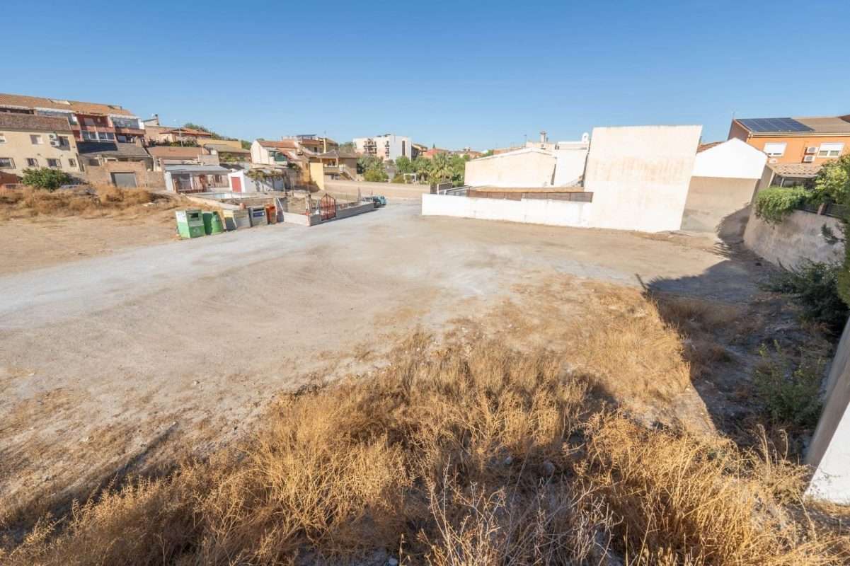 Terreno urbano en venta en GRANADA, Las Gabias, Referencia: DH06555 Terreno urbano en venta en GRANADA