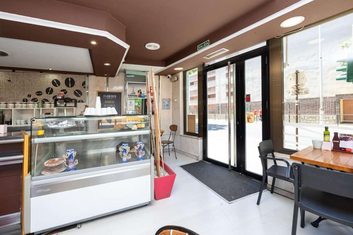 Local comercial en venta en GRANADA