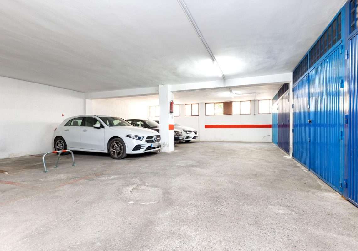 Garaje en venta en GRANADA