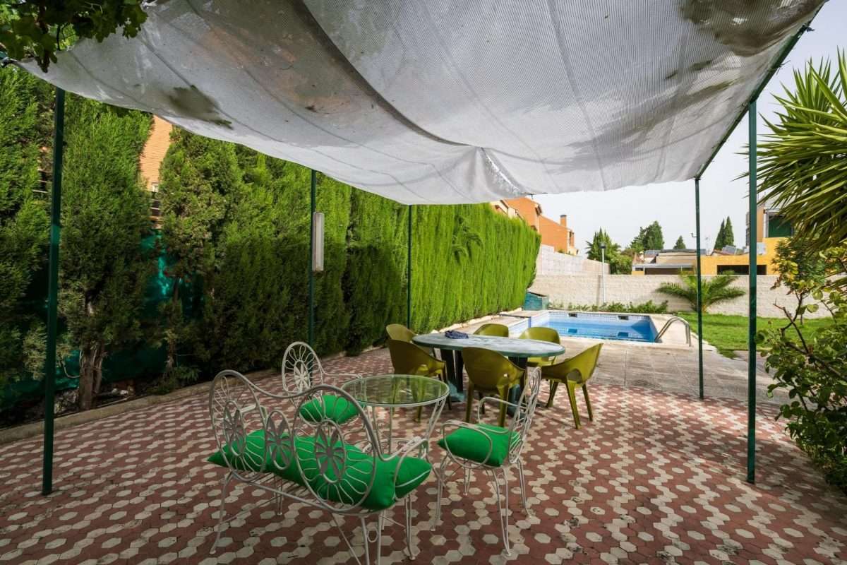 Chalet en venta en GRANADA