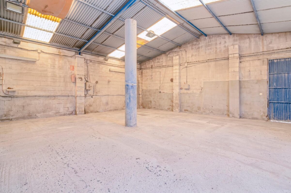 Nave industrial en venta en GRANADA
