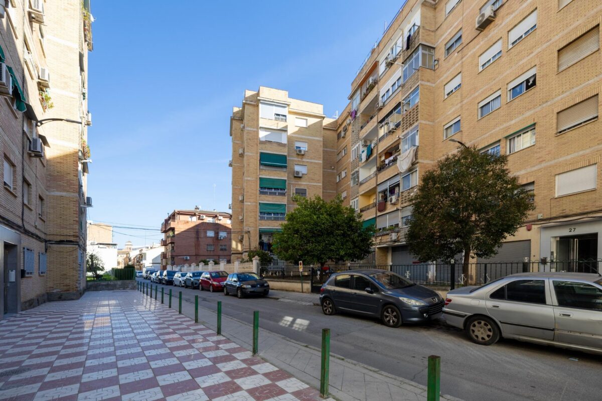 Planta baja en venta en GRANADA