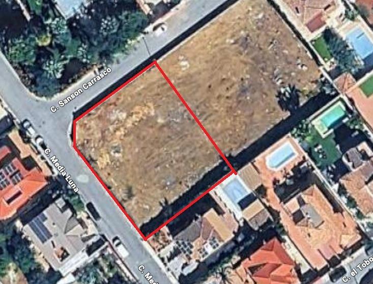 Terreno urbano en venta en GRANADA
