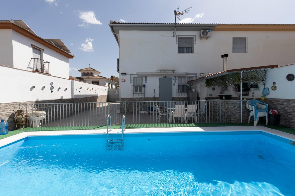 Chalet en venta en GRANADA