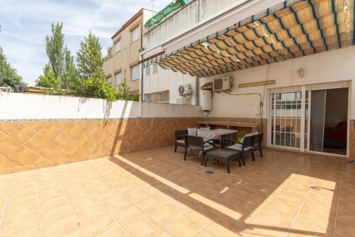 Adosado en venta en GRANADA
