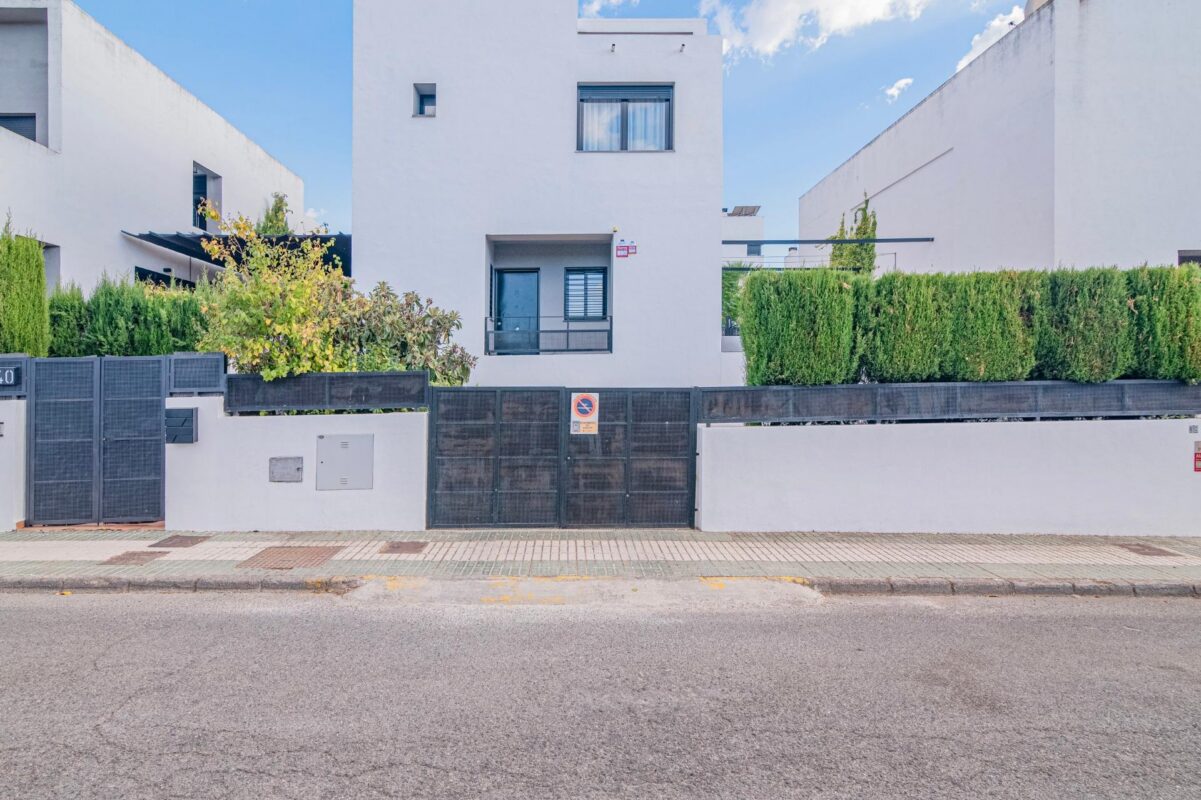 Chalet en venta en GRANADA