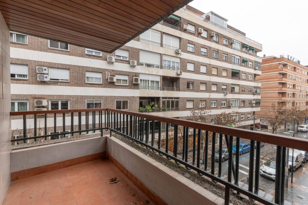 Piso en venta en GRANADA