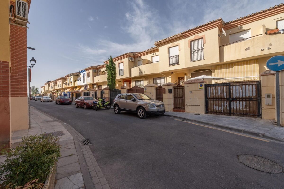 Adosado en venta en GRANADA