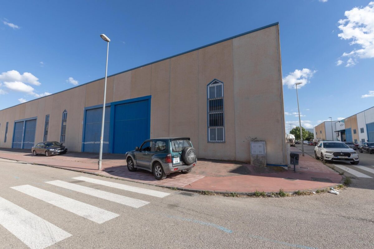 Nave industrial en venta en GRANADA