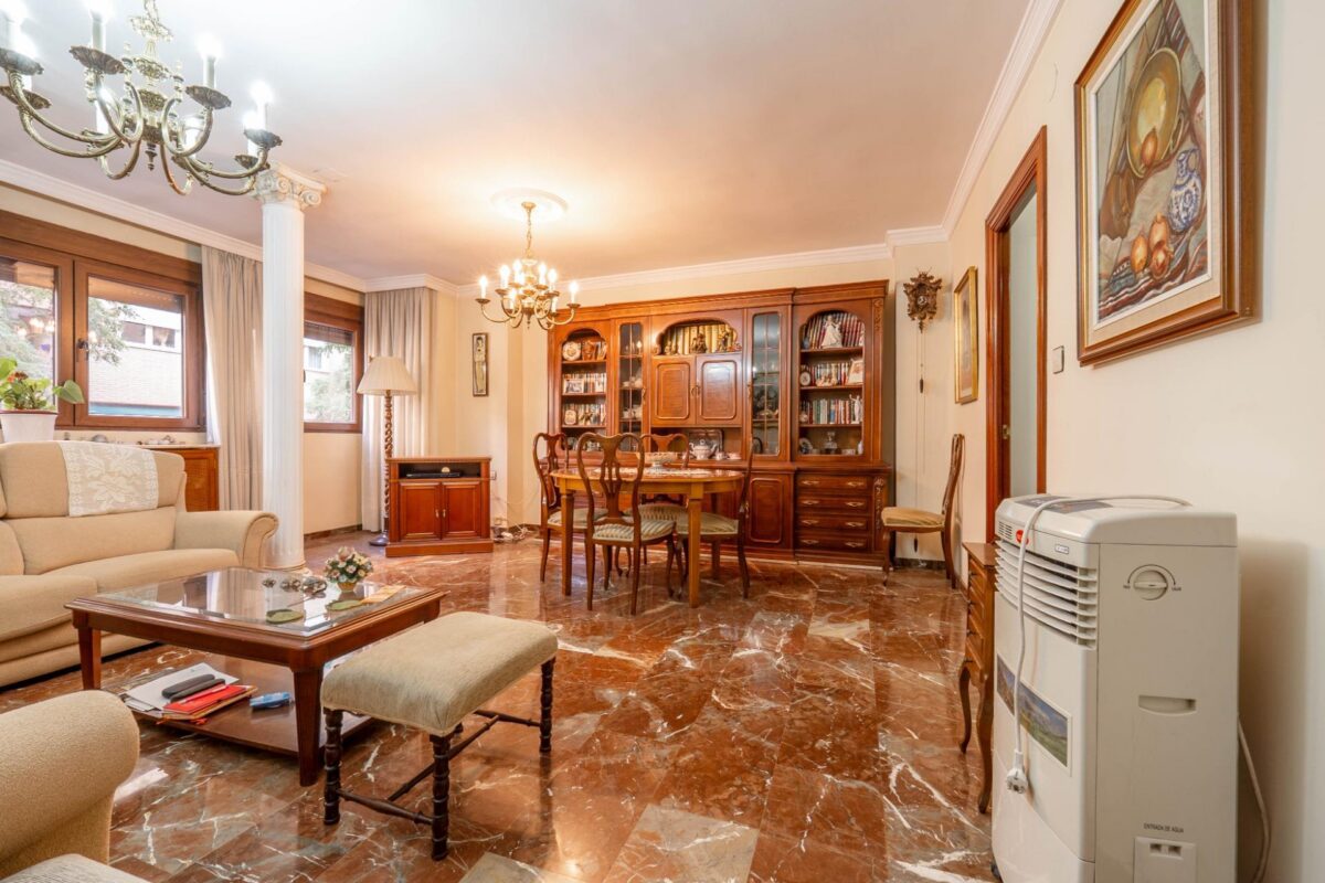 Piso en venta en GRANADA